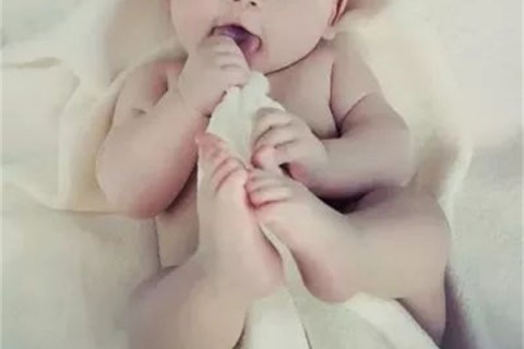 夏季怎么穿可以避免天津捐卵宝宝感冒受凉？生病要怎么穿？